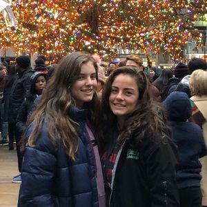 Meet your Posher, Chloe